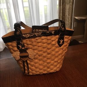 Bee-utiful straw bag from Brighton. EUC!